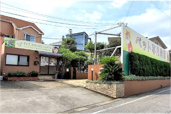 霊園入口(新井宿駅徒歩8分・駐車場2台)